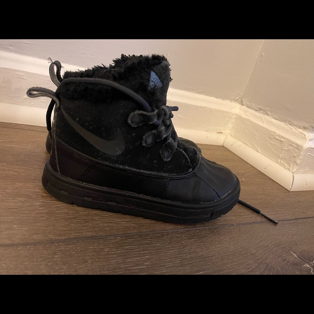 10C Nike Boots